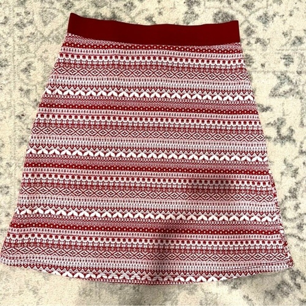 Gilli Red & White Print A-line Skirt Size Small